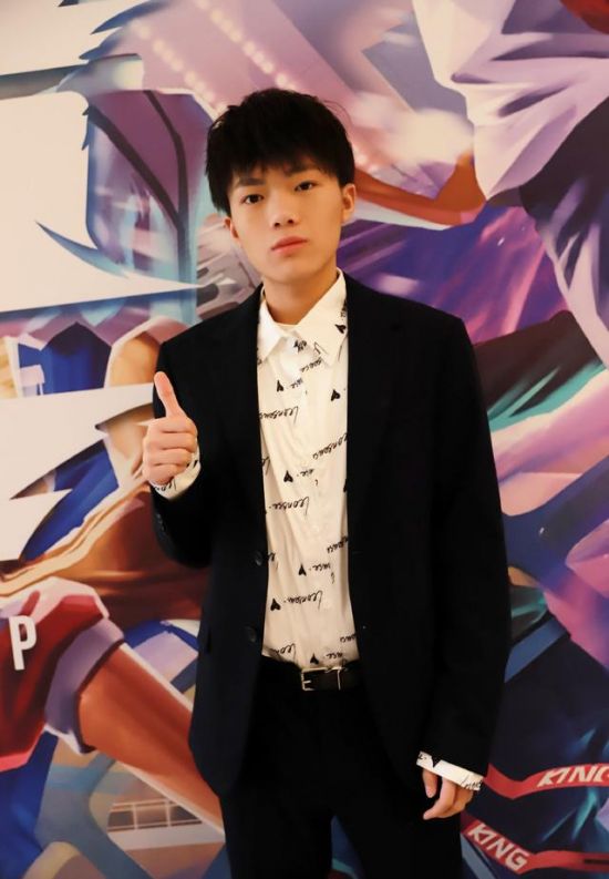 《新蝙蝠侠2》导演曝新照：雪夜哥谭垃圾场暗藏玄机